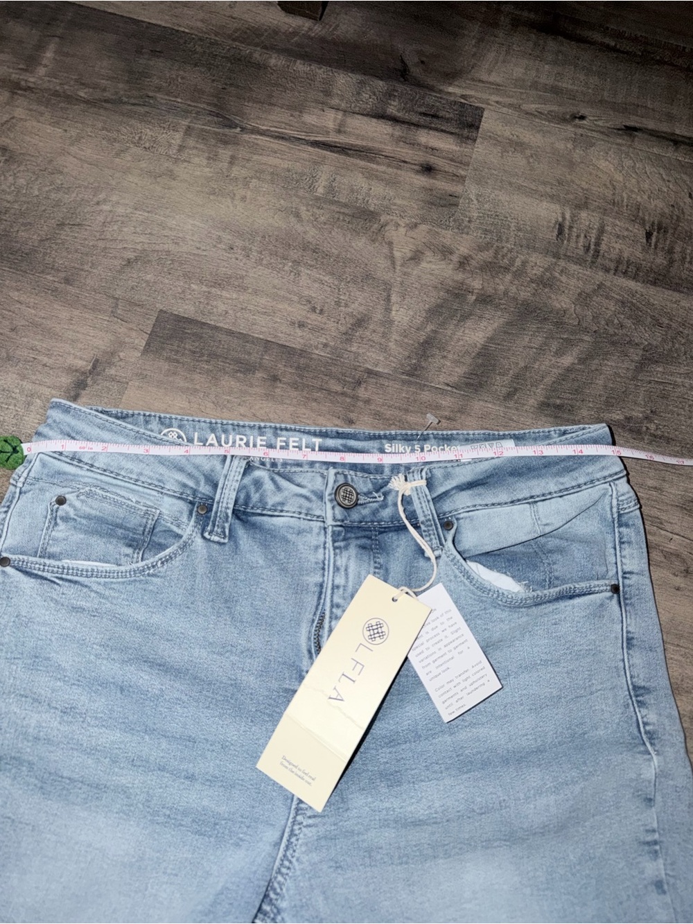 NWT Laurie Felt Silky 5 Pocket Easy Skinny Jean - Picture 4 of 10